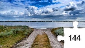 Jigsaw puzzle - Fortsæt ligeud! Æbelø