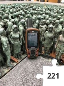 Jigsaw puzzle - Grass Roots Square-3.jpg