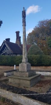 Old Knebworth War Memorial